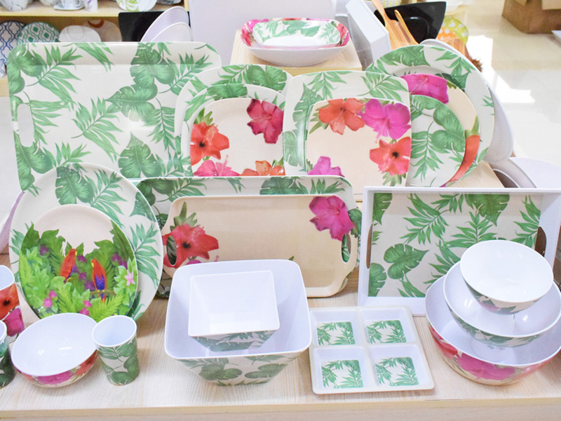 Tropical Leaf Design Melamine Plates, Bowls, Section Trays